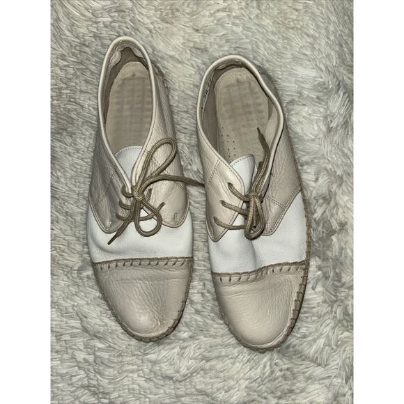NWOB Cole Haan Soft Leather Lace Up Flats Size 7.5 AA - Picture 2 of 9